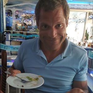 Meet your Posher, Alex